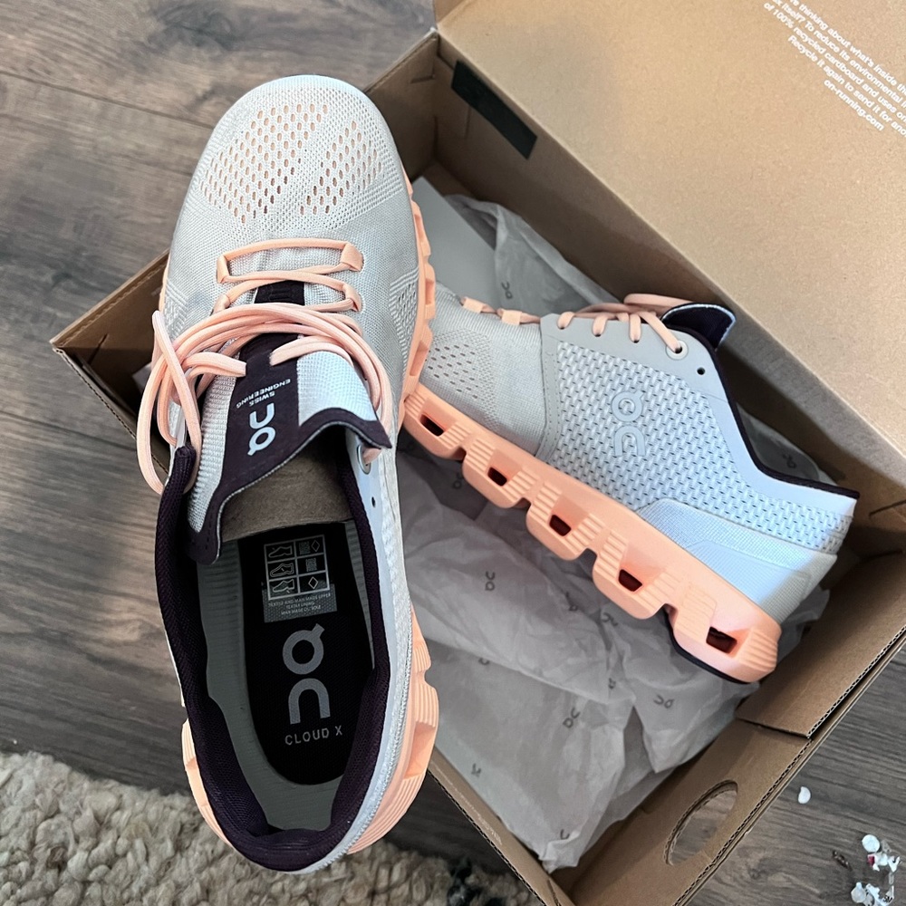 Brand new On Cloud X silver/almond sneakers